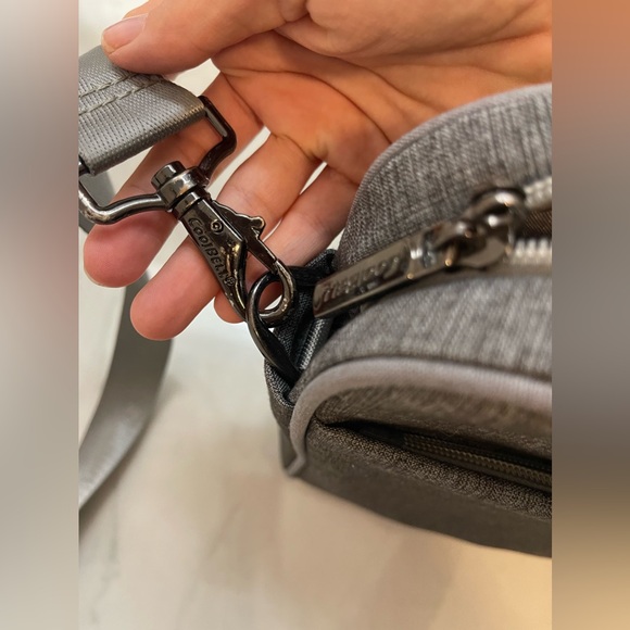 Laptop bag - Picture 9 of 12